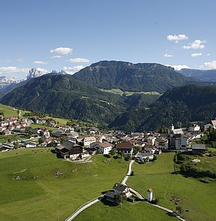 Urlaub in Lajen in den Dolomiten